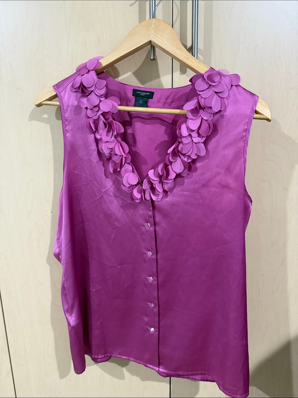 Ann Taylor Magenta Floral-Appliqué Satin Camisole